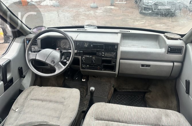 купить Volkswagen Caravelle с пробегом, 1991 года