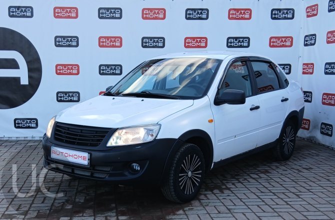 подержанный авто Lada (ВАЗ) Granta 2016 года