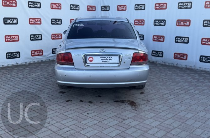 купить б/у автомобиль Hyundai Sonata 2005 года