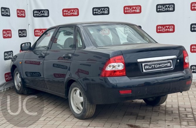 Lada (ВАЗ) Priora 2007 года за 339 900 рублей