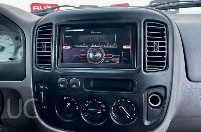 купить Ford Escape с пробегом, 2001 года