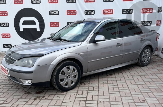подержанный авто Ford Mondeo 2003 года