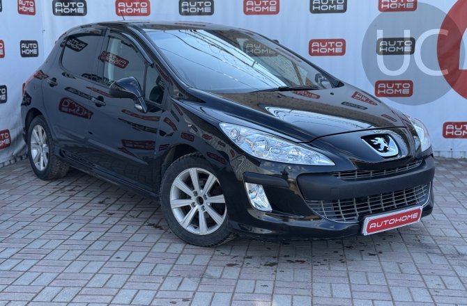 объявление о продаже Peugeot 308 2010 года