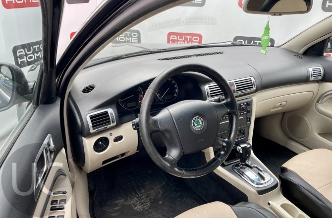 подержанный авто Skoda Superb 2007 года