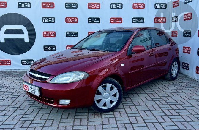 подержанный авто Chevrolet Lacetti 2005 года