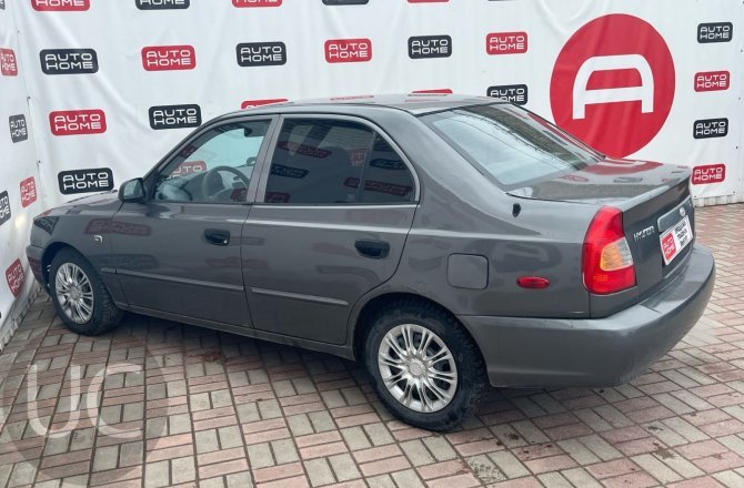 Hyundai Accent 2000 года за 219 900 рублей