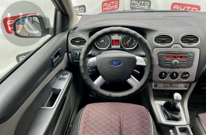 купить Ford Focus с пробегом, 2010 года