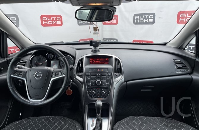 фотографии Opel Astra