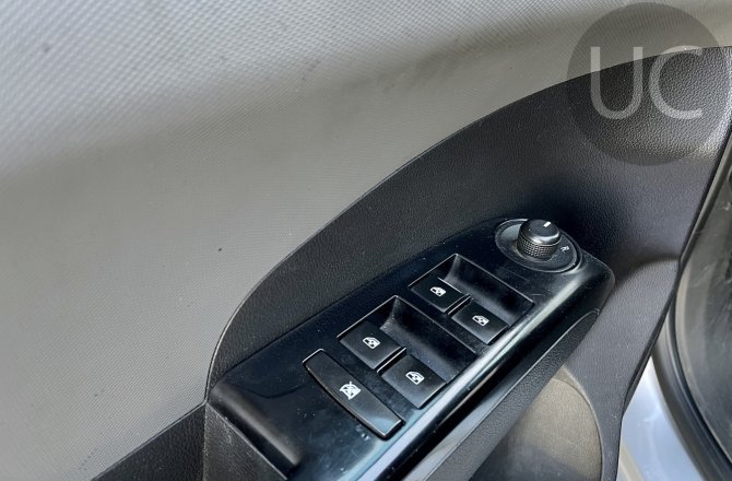 купить б/у автомобиль Chevrolet Aveo 2012 года
