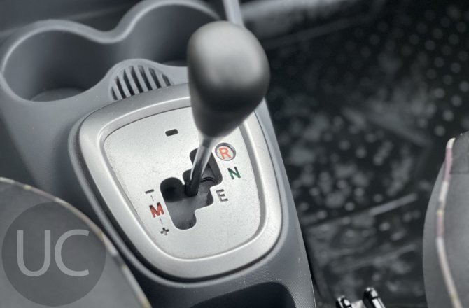 подержанный авто Citroen C1 2010 года