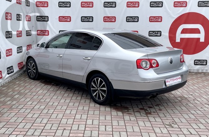 Volkswagen Passat 2008 года за 599 900 рублей