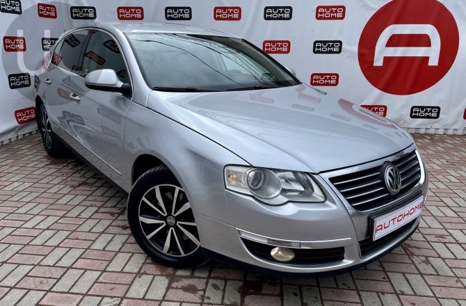 подержанный авто Volkswagen Passat 2008 года