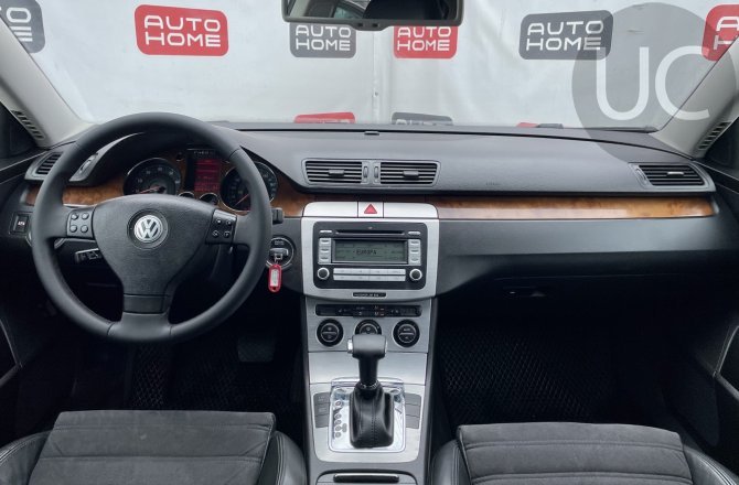 купить б/у автомобиль Volkswagen Passat 2008 года