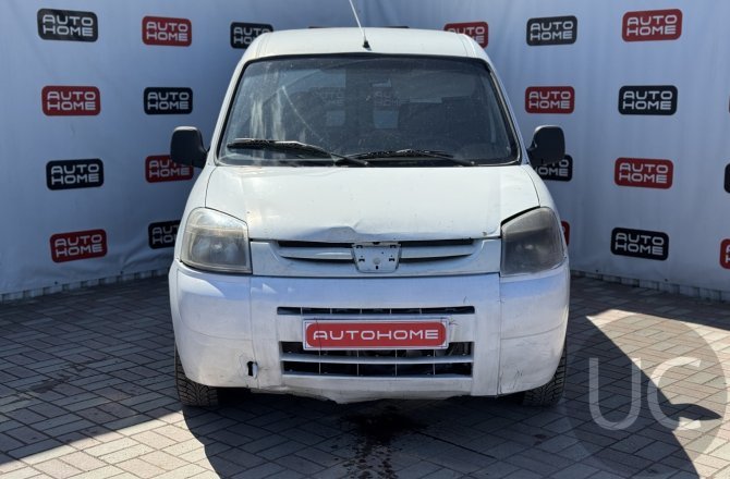 фотографии Peugeot Partner