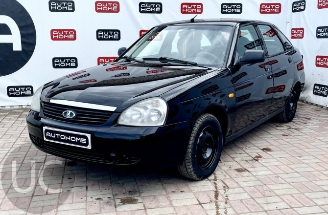 подержанный авто Lada (ВАЗ) Priora 2010 года