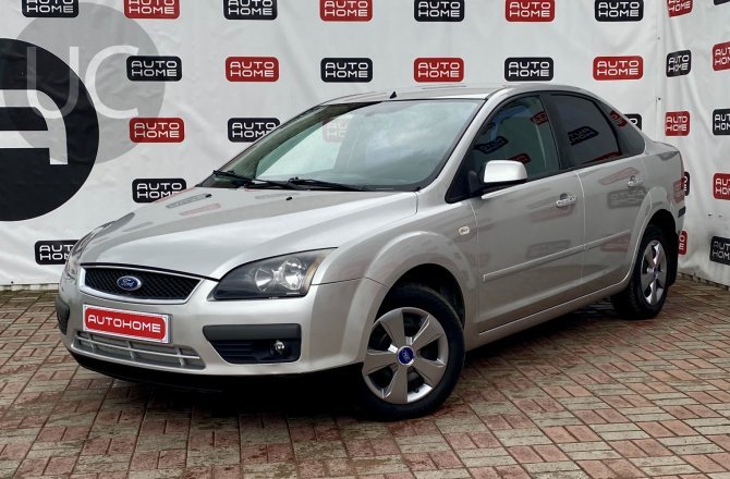 подержанный авто Ford Focus 2007 года