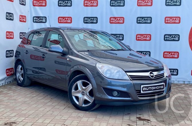 объявление о продаже Opel Astra 2010 года