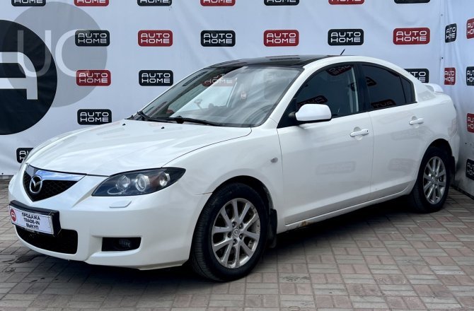 фотографии Mazda 3