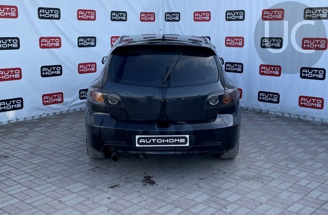 купить б/у автомобиль Mazda 3 2004 года