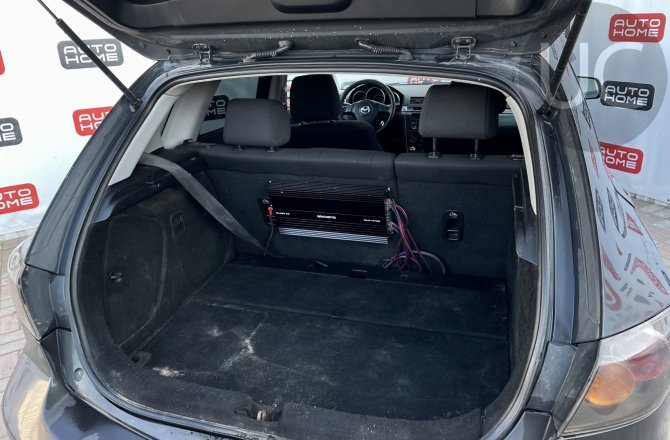 Mazda 3 2004 года за 399 990 рублей