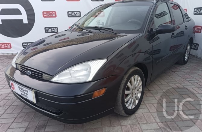 подержанный авто Ford Focus 2000 года