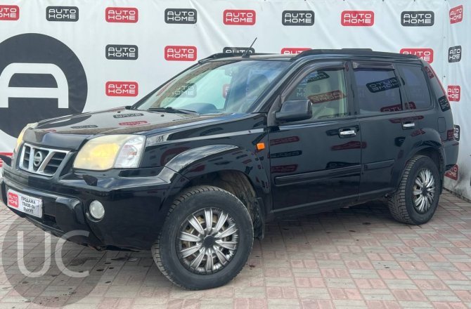 подержанный авто Nissan X-Trail 2002 года