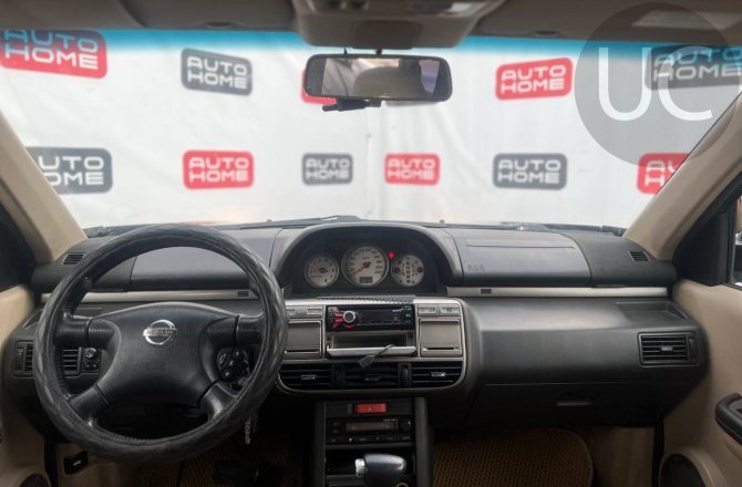 подержанный авто Nissan X-Trail 2002 года