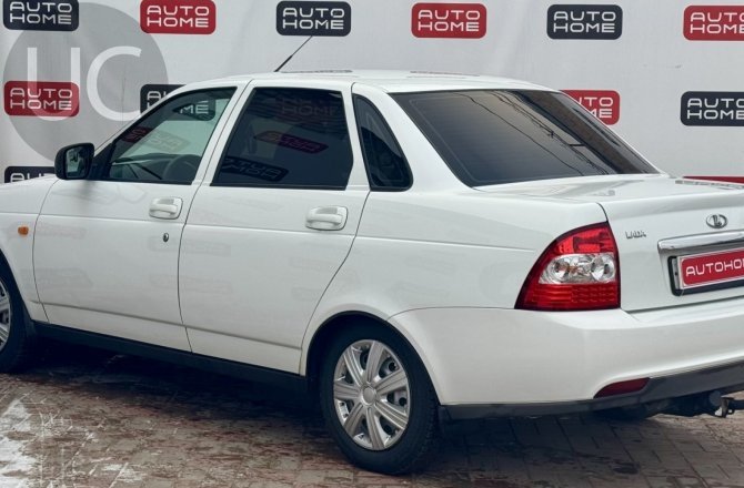 Lada (ВАЗ) Priora 2014 года за 529 900 рублей