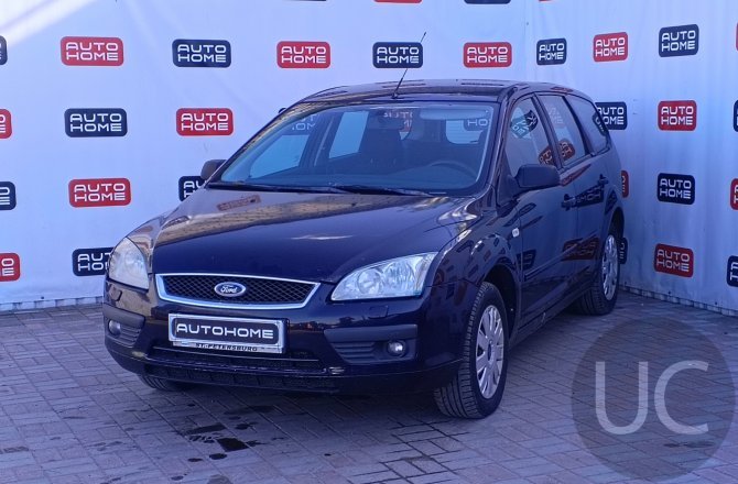 подержанный авто Ford Focus 2006 года