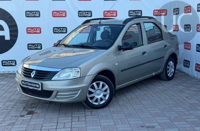 подержанный авто Renault Logan 2011 года