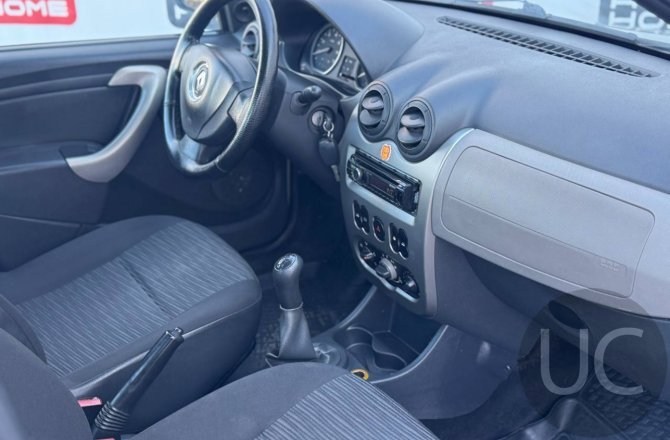 объявление о продаже Renault Logan 2011 года