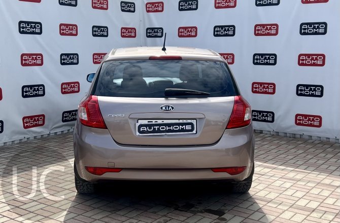 Kia Ceed 2010 года за 545 000 рублей