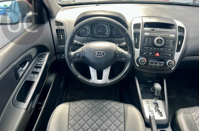 объявление о продаже Kia Ceed 2010 года