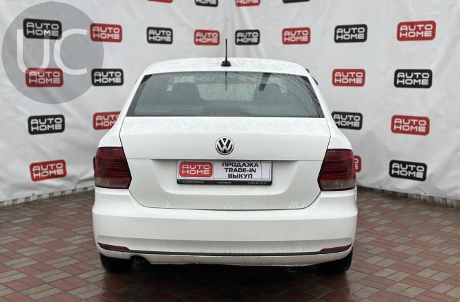 купить б/у автомобиль Volkswagen Polo 2017 года