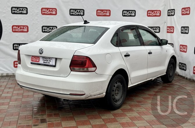 Volkswagen Polo 2017 года за 410 000 рублей