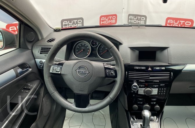 объявление о продаже Opel Astra 2008 года
