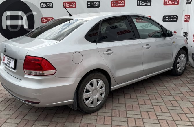 купить Volkswagen Polo с пробегом, 2016 года