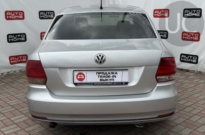 купить б/у автомобиль Volkswagen Polo 2016 года