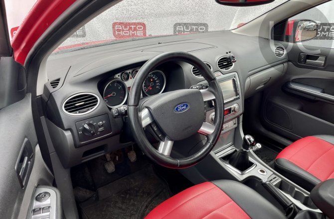 подержанный авто Ford Focus 2008 года
