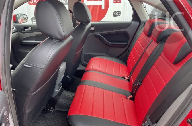 подержанный авто Ford Focus 2008 года