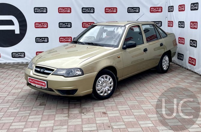 подержанный авто Daewoo Nexia 2008 года