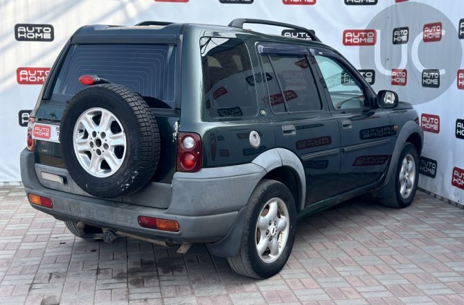 Land Rover Freelander 2001 года за 289 900 рублей