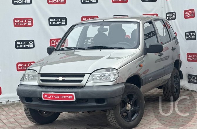 подержанный авто Chevrolet Niva 2007 года
