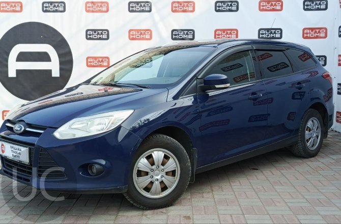 подержанный авто Ford Focus 2012 года