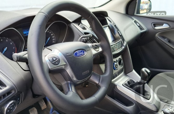 фотографии Ford Focus