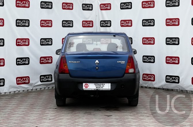 купить б/у автомобиль Renault Logan 2009 года