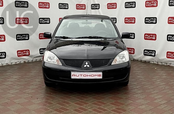 фотографии Mitsubishi Lancer