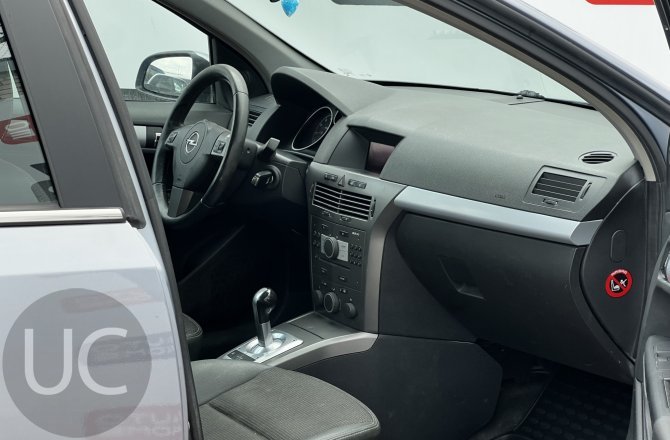 объявление о продаже Opel Astra 2006 года