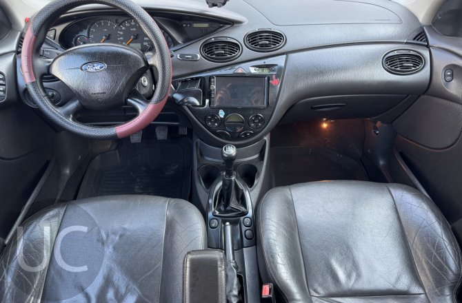 купить б/у автомобиль Ford Focus 2004 года