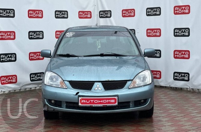фотографии Mitsubishi Lancer